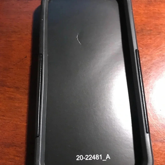 NWT Otterbox Case Black Ballerina iPhone 5/5s - Picture 4 of 4